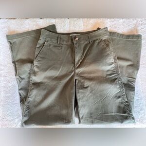 Ann Taylor Monroe Wide leg chino size 2